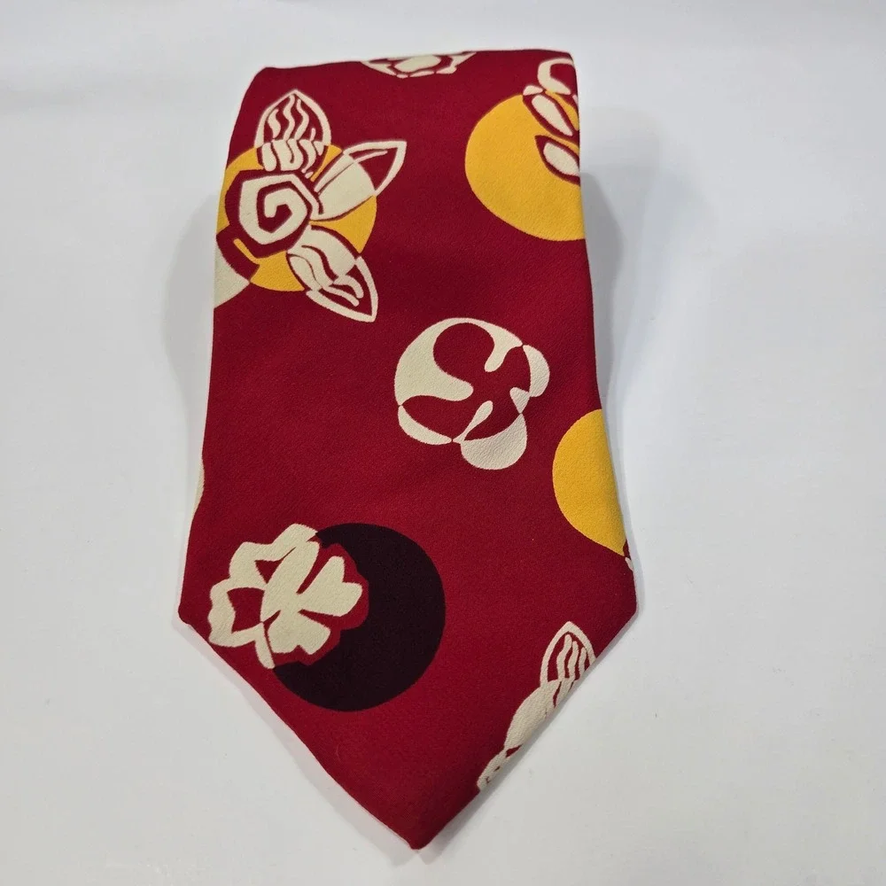 Vtg Camilla Smith NY Silk Tie Red Tropical Floral Botanical Mens Necktie 3.75